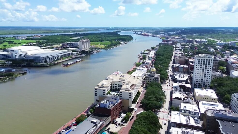 Primary Photo Of 301-303 W Bay St, Savannah Bar For Lease