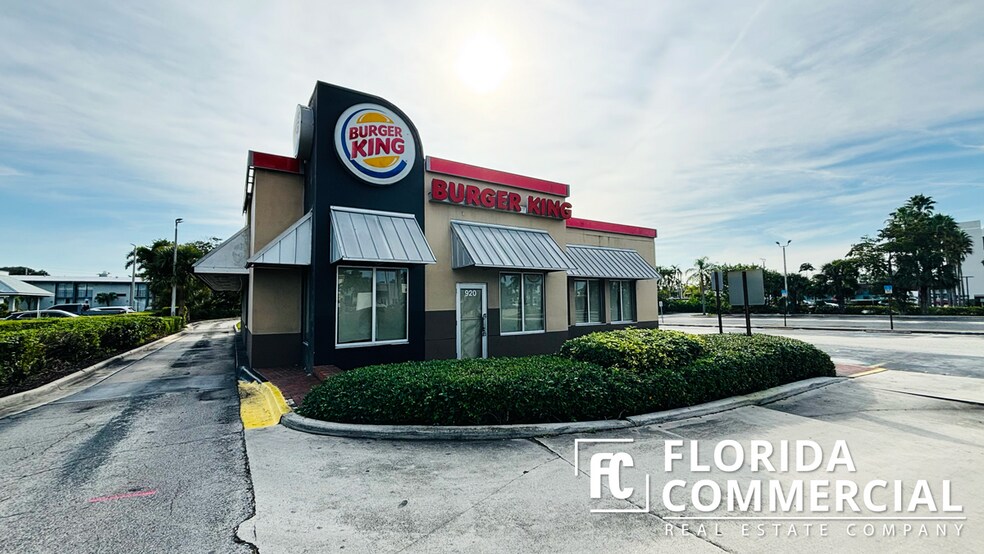 More Photos Of 920 SE Federal Hwy, Stuart Fast Food For Lease
