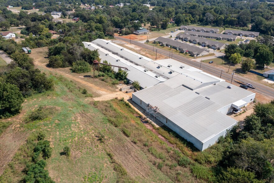 More Photos Of 440 Frankston St, Jacksonville Warehouse For Sale