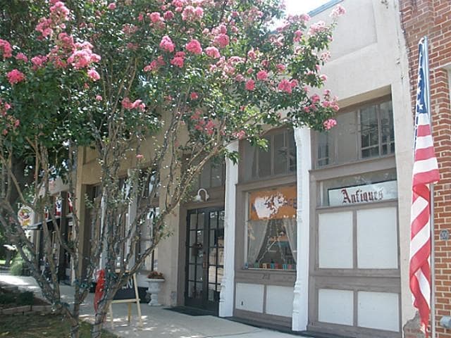 More Photos Of 208 S Bois D Arc St, Forney Storefront Retail Office For Lease