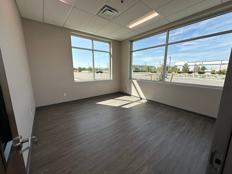 More Photos Of 445 Ingenuity Ave, Sparks Industrial For Lease