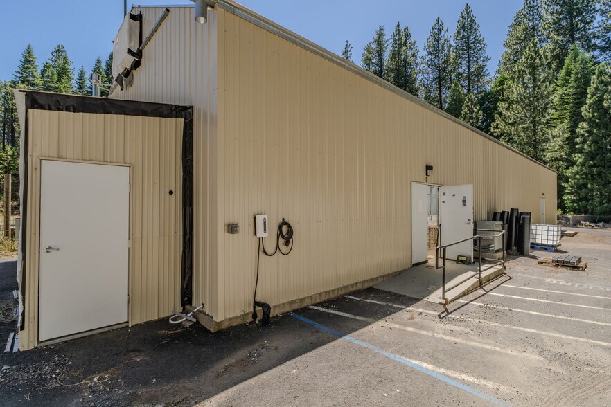 More Photos Of 1495 Linebaugh Rd, Arnold Industrial For Sale