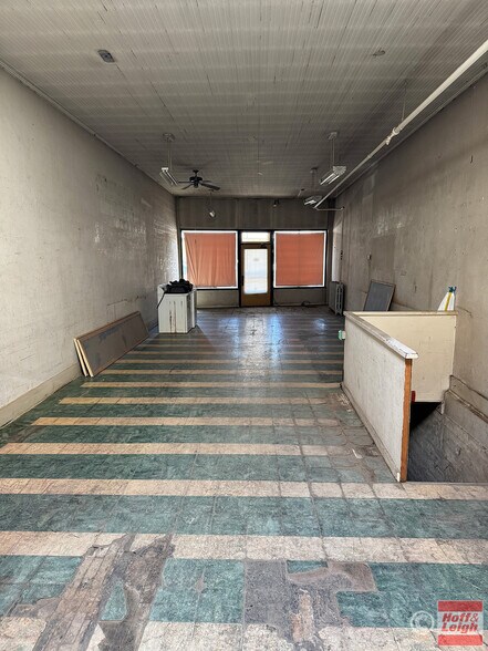 More Photos Of 107-115 E Bridge St, Brighton General Retail For Sale