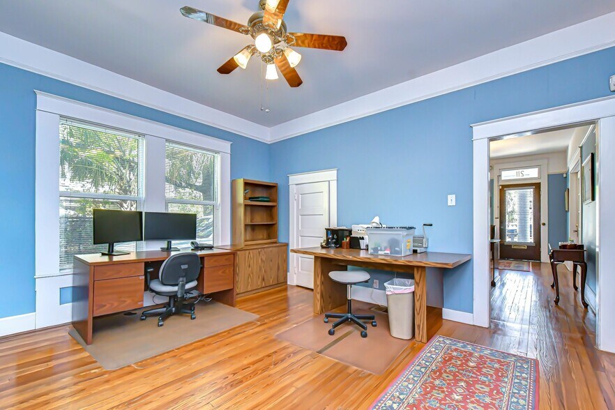 More Photos Of 211 S Boulevard, Tampa Office For Sale