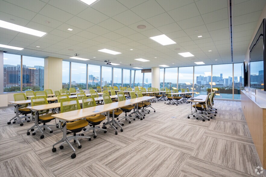 Photo of Lbby Floor Ste 101