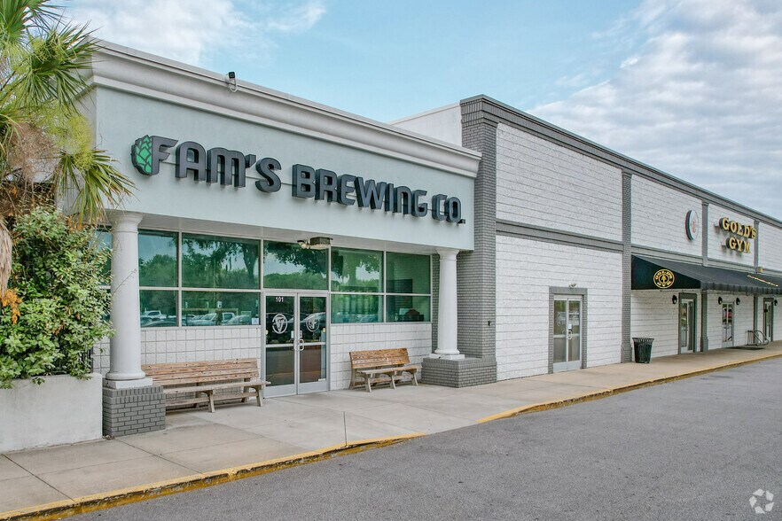 More Photos Of 1291 Folly Rd, Charleston General Retail For Lease