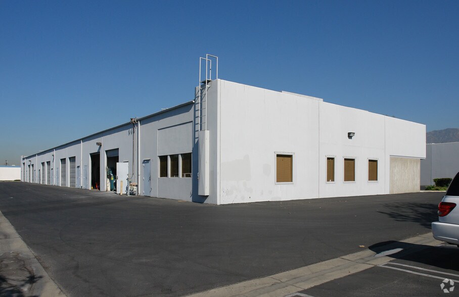 More Photos Of 840 W 9th St, Upland Unknown For Lease