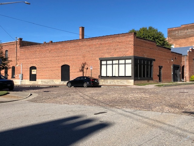 Primary Photo Of 534 Bridge St, Danville Showroom For Lease