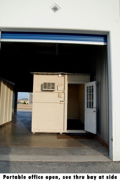 More Photos Of 1120 Howard Ln W, Austin Warehouse For Lease