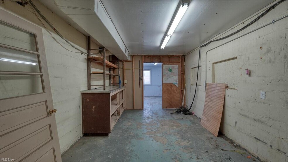 More Photos Of 11445 E Pike Rd, Cambridge Light Manufacturing For Lease