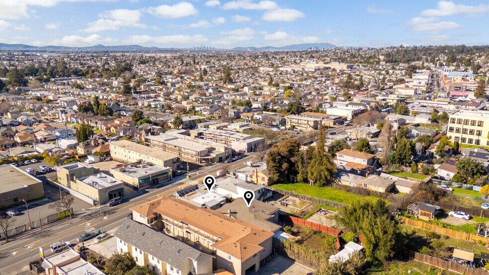 More Photos Of 8016 MacArthur Blvd, Oakland Apartments For Sale