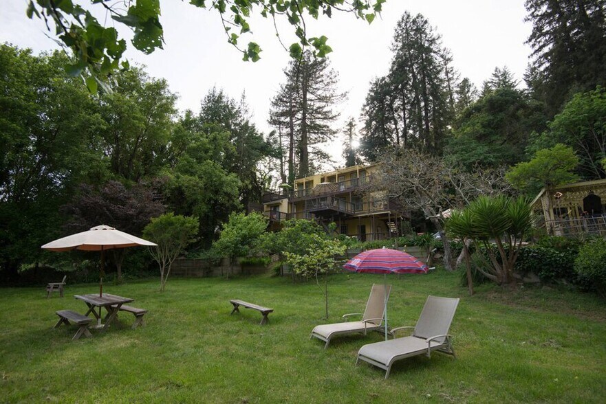 More Photos Of 20250 Highway 116, Monte Rio Hotel For Sale