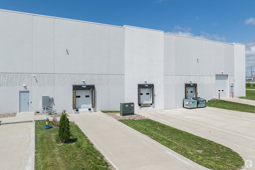 More Photos Of 1808 SW Magazine Rd, Ankeny Office For Lease