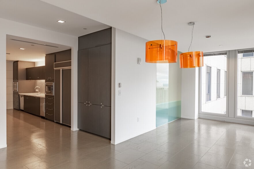 Photo of 21st Floor Ste 2100