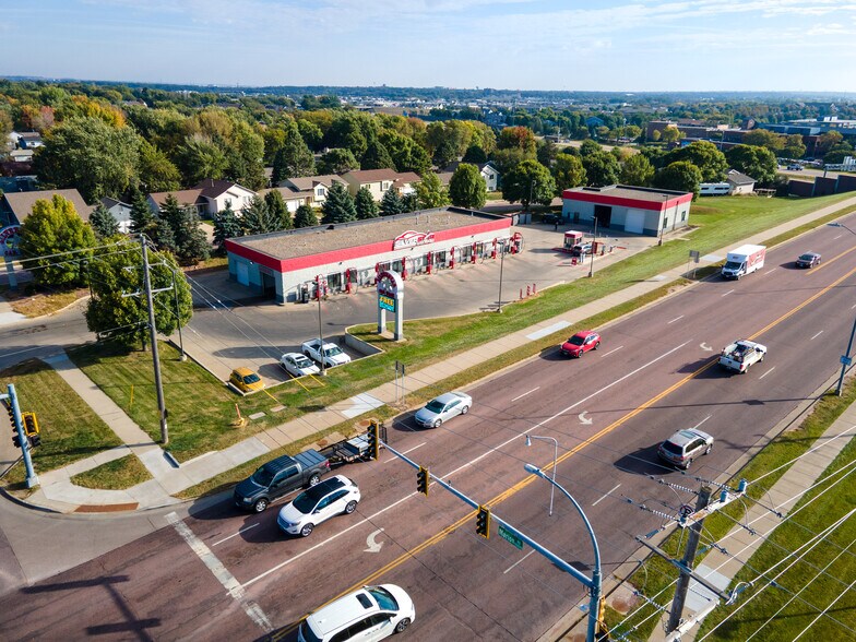 More Photos Of 4916 S Marion Rd, Sioux Falls Carwash For Sale