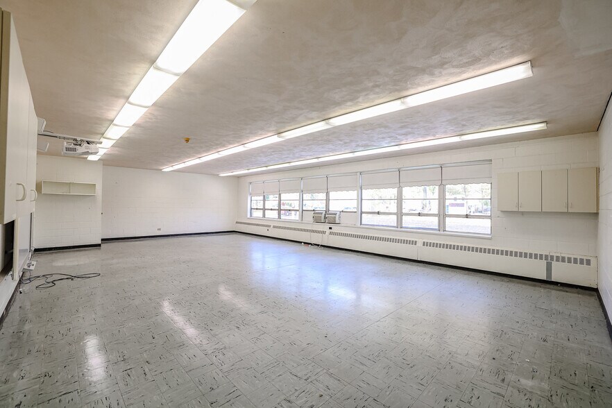 More Photos Of 331 George St, West Chicago Schools For Sale