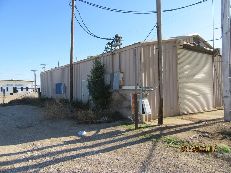 More Photos Of 1506 W Broadway Pl, Hobbs Service For Sale
