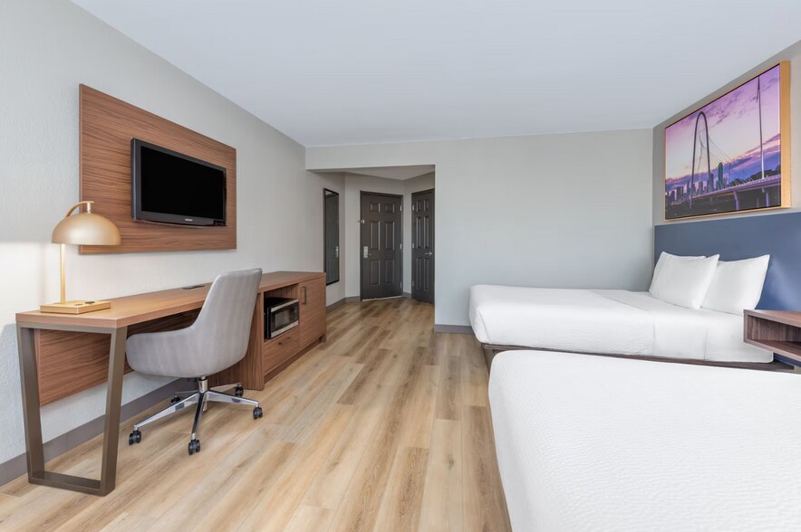 More Photos Of 4850 W John Carpenter Fwy, Irving Hotel For Sale