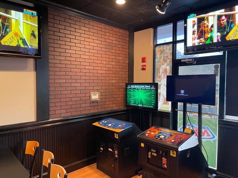 More Photos Of 42882 Truro Parish Dr, Ashburn Storefront For Sale