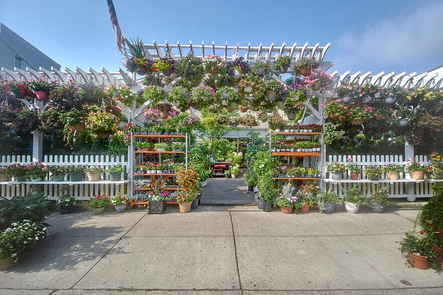 More Photos Of 78-80 Purdy Ave, Port Chester Garden Center For Sale