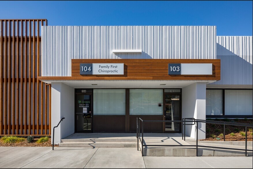 More Photos Of 9445 Farnham St, San Diego Loft Creative Space For Lease