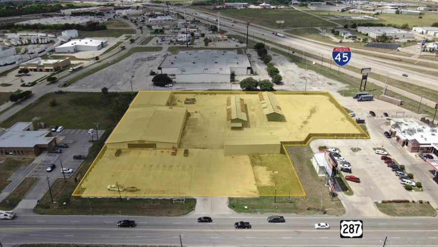 Primary Photo Of 3000 S Us Highway 287, Corsicana Fast Food For Sale