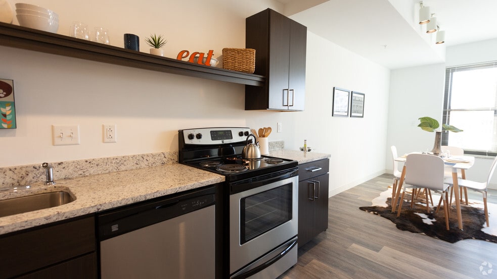 More Photos Of 728 Market St, Chattanooga Apartments For Sale