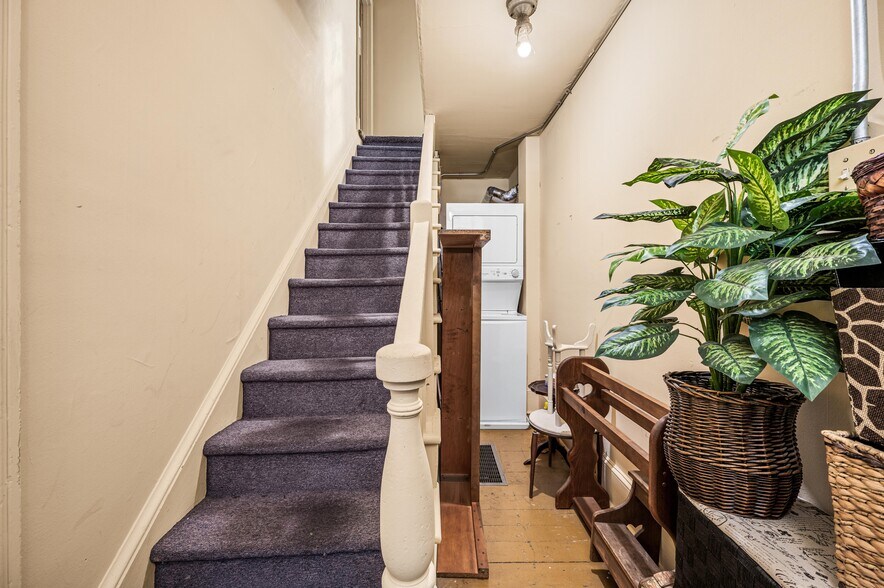 More Photos Of 1538 Bethlehem Pike, Flourtown Office For Sale