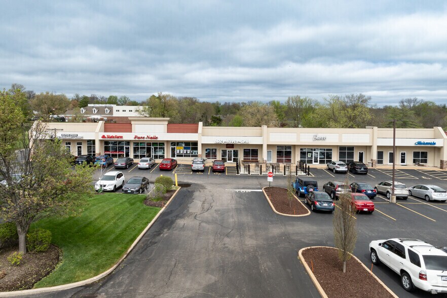 More Photos Of 621-703 Big Bend Rd, Manchester Storefront For Lease