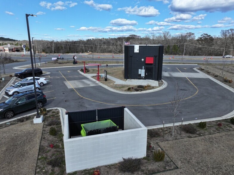 More Photos Of 6600 Corporate Dr, North Little Rock Fast Food For Lease