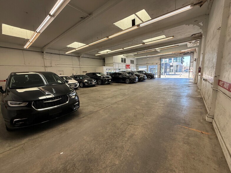 More Photos Of 2424-2428 Webster St, Oakland Freestanding For Lease