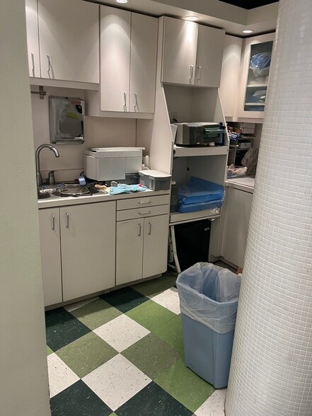 More Photos Of 845 Spring St NW, Atlanta Apartments For Sale