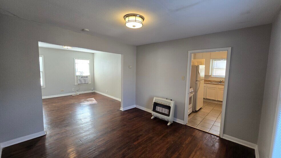 More Photos Of 323 Claremont Ave, San Antonio Multifamily For Sale