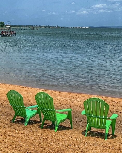 More Photos Of 1400 Ranch Road 261, Buchanan Dam Hotel For Sale