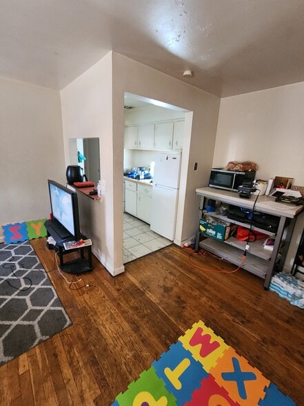 More Photos Of 1725 Hastings Ave, Cincinnati Apartments For Sale