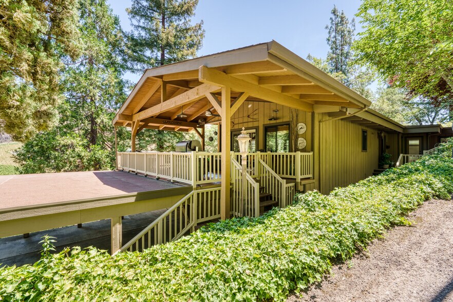 Primary Photo Of 880 Deer Park Rd, Saint Helena Apartments For Sale
