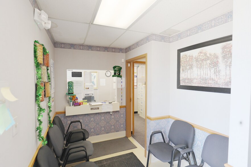 More Photos Of 1839 Pearl Rd, Brunswick Medical For Sale