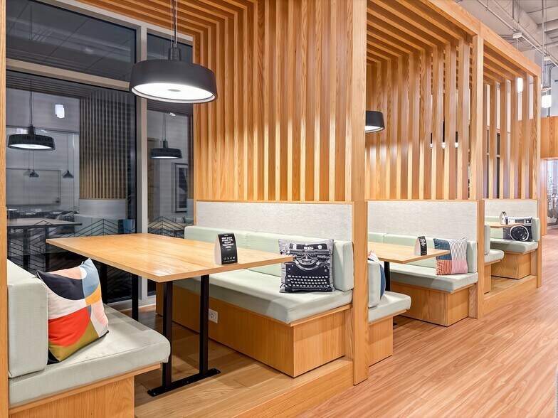 More Photos Of 355 S Main St, Greenville Coworking Space