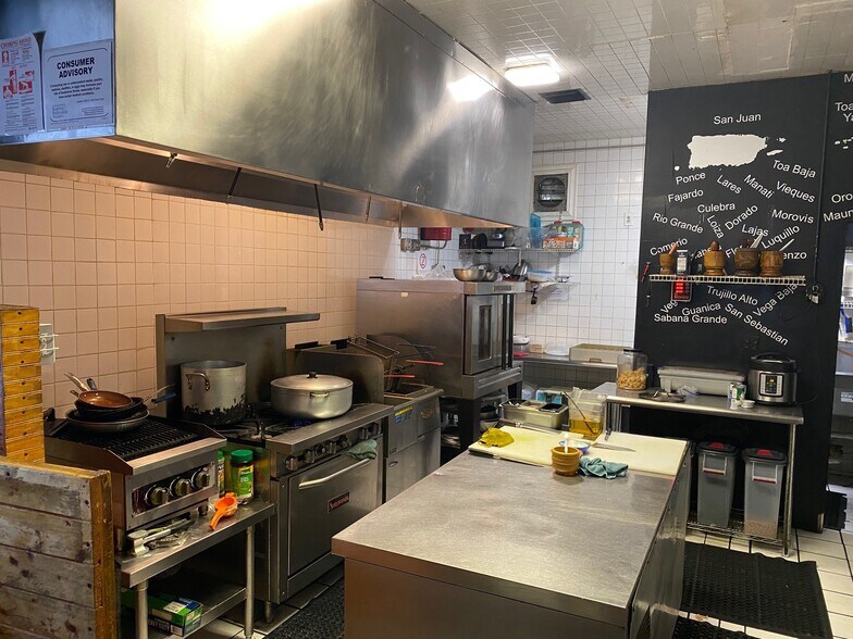 More Photos Of 1565 Sarno Rd, Melbourne Medical For Sale