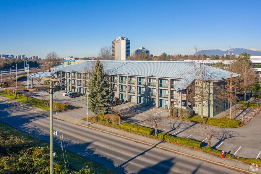 Primary Photo Of 10551 St. Edwards Dr, Richmond Hotel For Lease