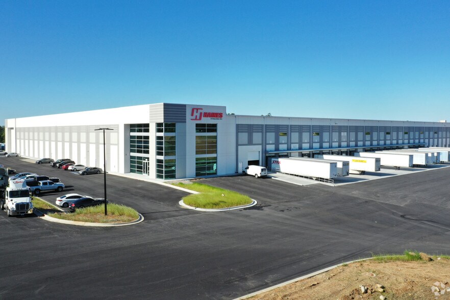 More Photos Of 7600 Wood Rd, Douglasville Distribution For Lease