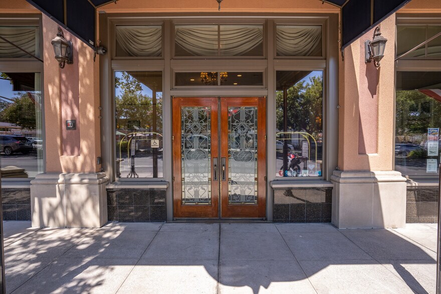 More Photos Of 6005 El Camino Real, Atascadero Hotel For Lease