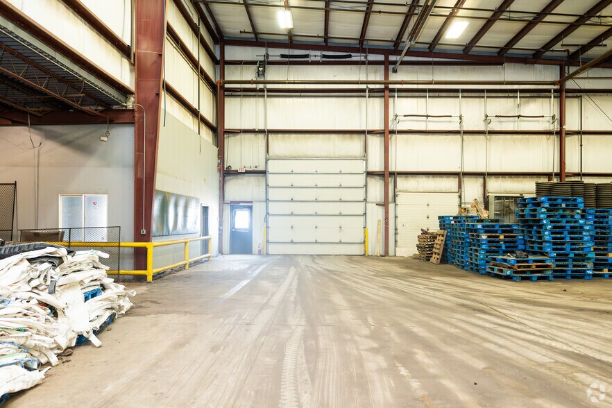 More Photos Of 240 E Industrial Pky, Fayette Manufacturing For Lease