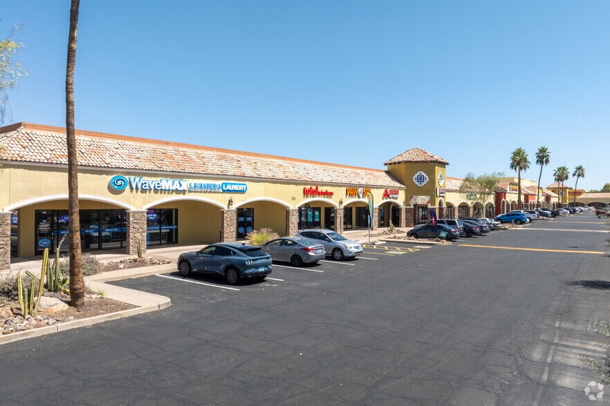 More Photos Of 2041-2091 N Arizona Ave, Chandler Storefront Retail Office For Lease