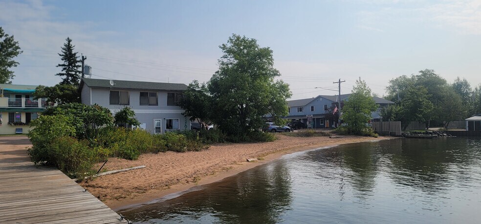 More Photos Of 809 Main Street, La Pointe Office For Sale