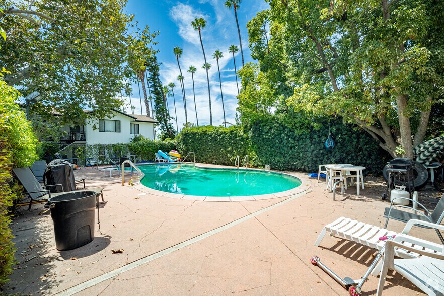 More Photos Of 1142-1148 Western Ave, Glendale Apartments For Sale