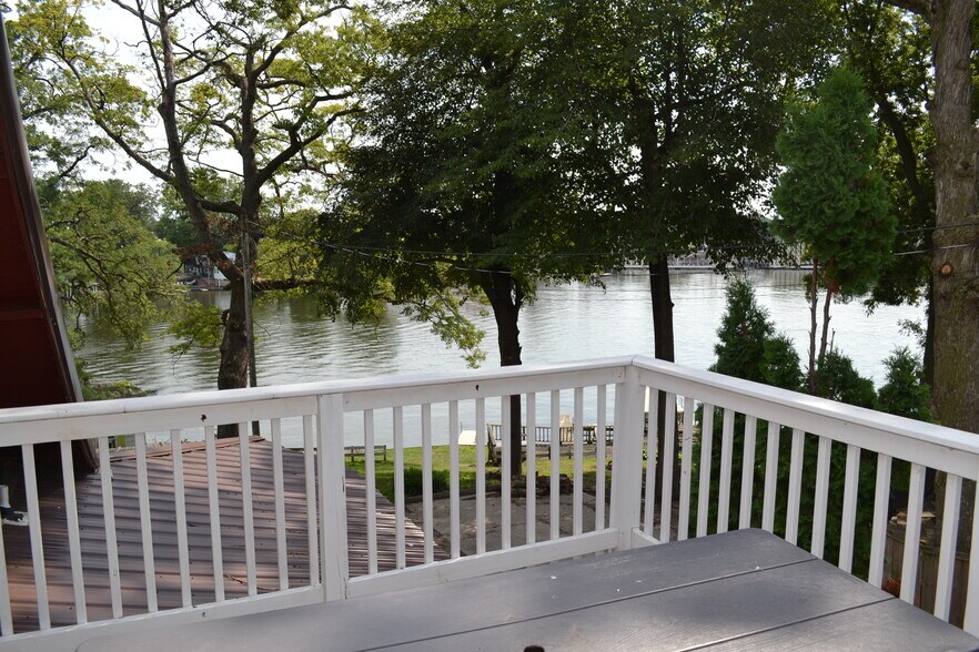 More Photos Of 2373 Untalulti Dr, Monticello Specialty For Sale