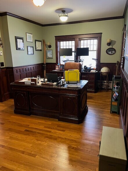 More Photos Of 388 Nashua St, Milford Specialty For Lease