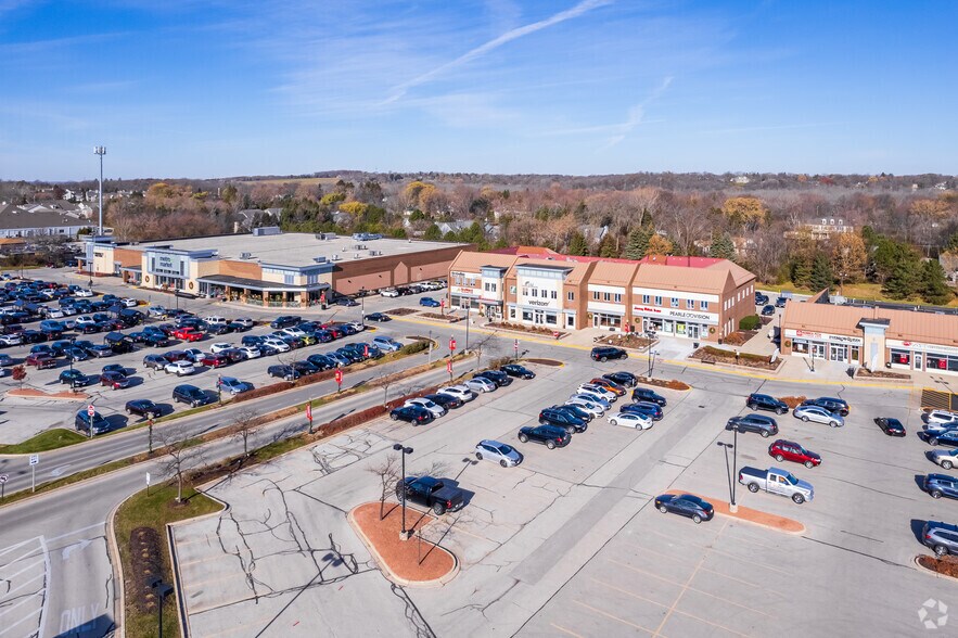 More Photos Of 17430-17680 W Bluemound Rd, Brookfield Unknown For Lease