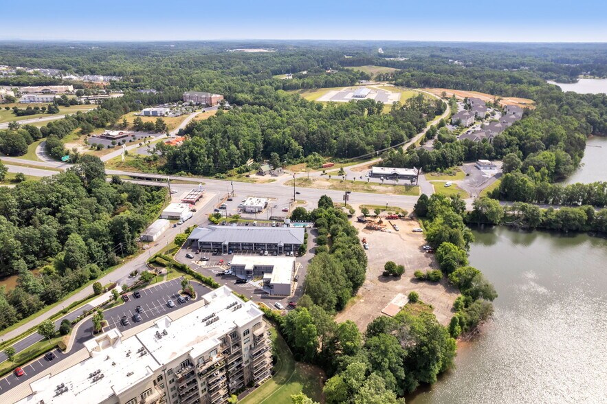 More Photos Of 4403 Clemson Blvd, Anderson Land For Lease